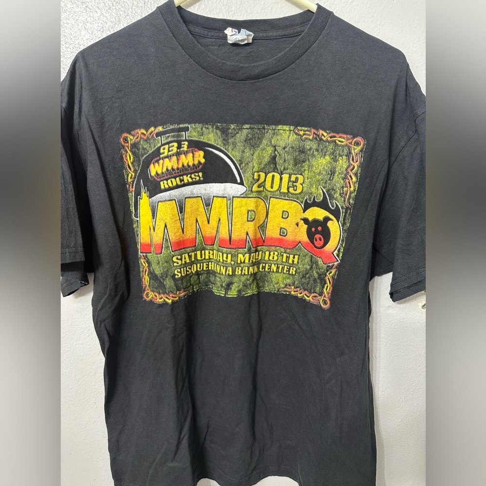 2013 MMRBQ Rock Festival shirt size XL.
